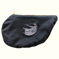 qumooth reclaimed pocket pouch